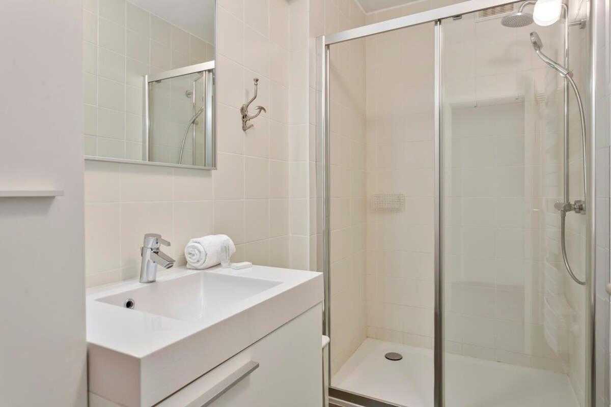 Huswell - Lovely Family Apartment 50 Meters From The Sea De Haan Εξωτερικό φωτογραφία