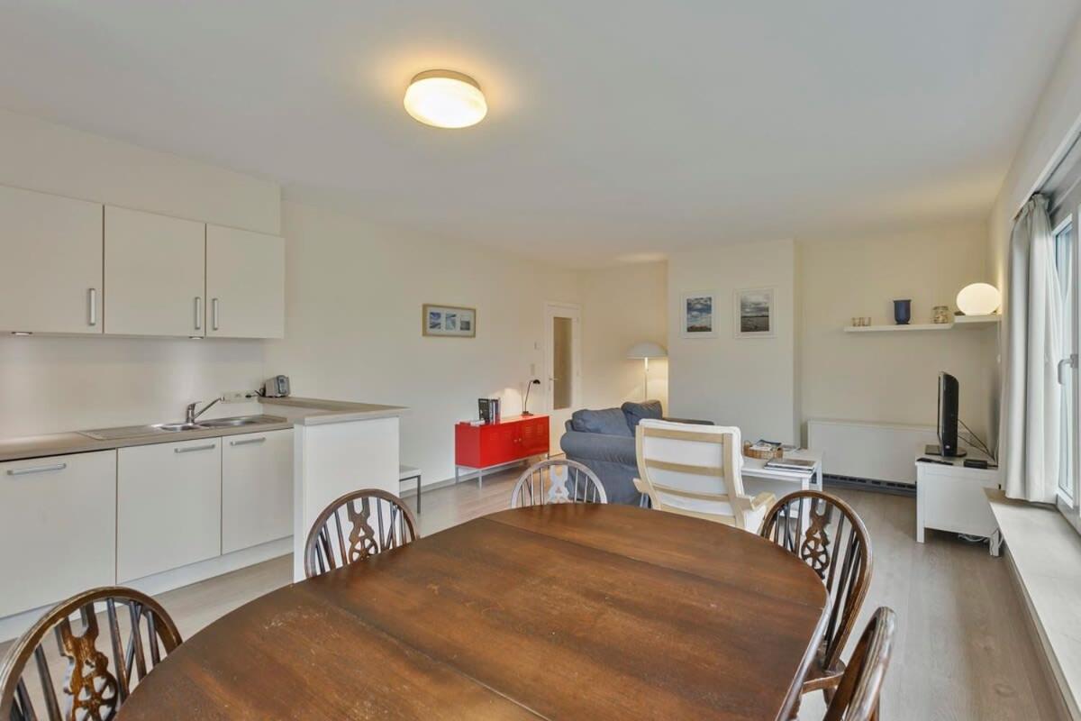 Huswell - Lovely Family Apartment 50 Meters From The Sea De Haan Εξωτερικό φωτογραφία
